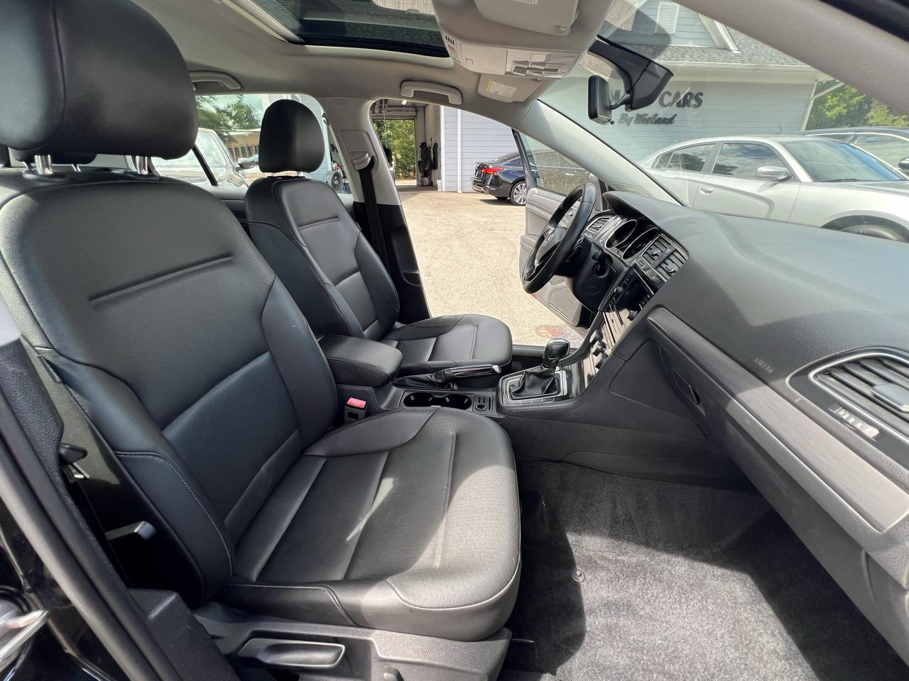 Volkswagen Golf 1.4T TSI Auto 2021