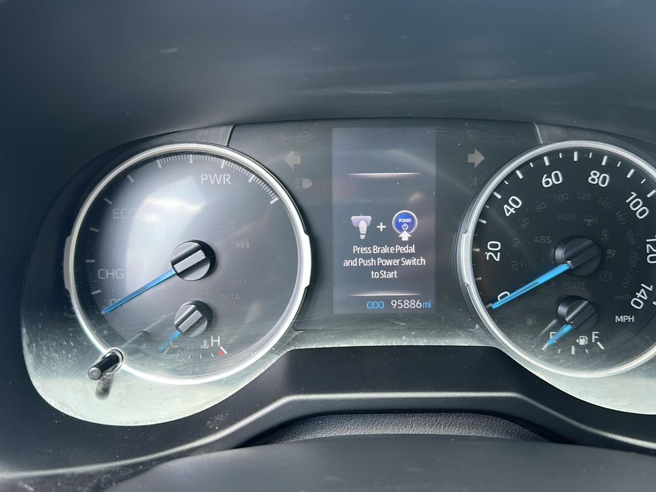 Toyota RAV4 Hybrid XLE AWD 2021