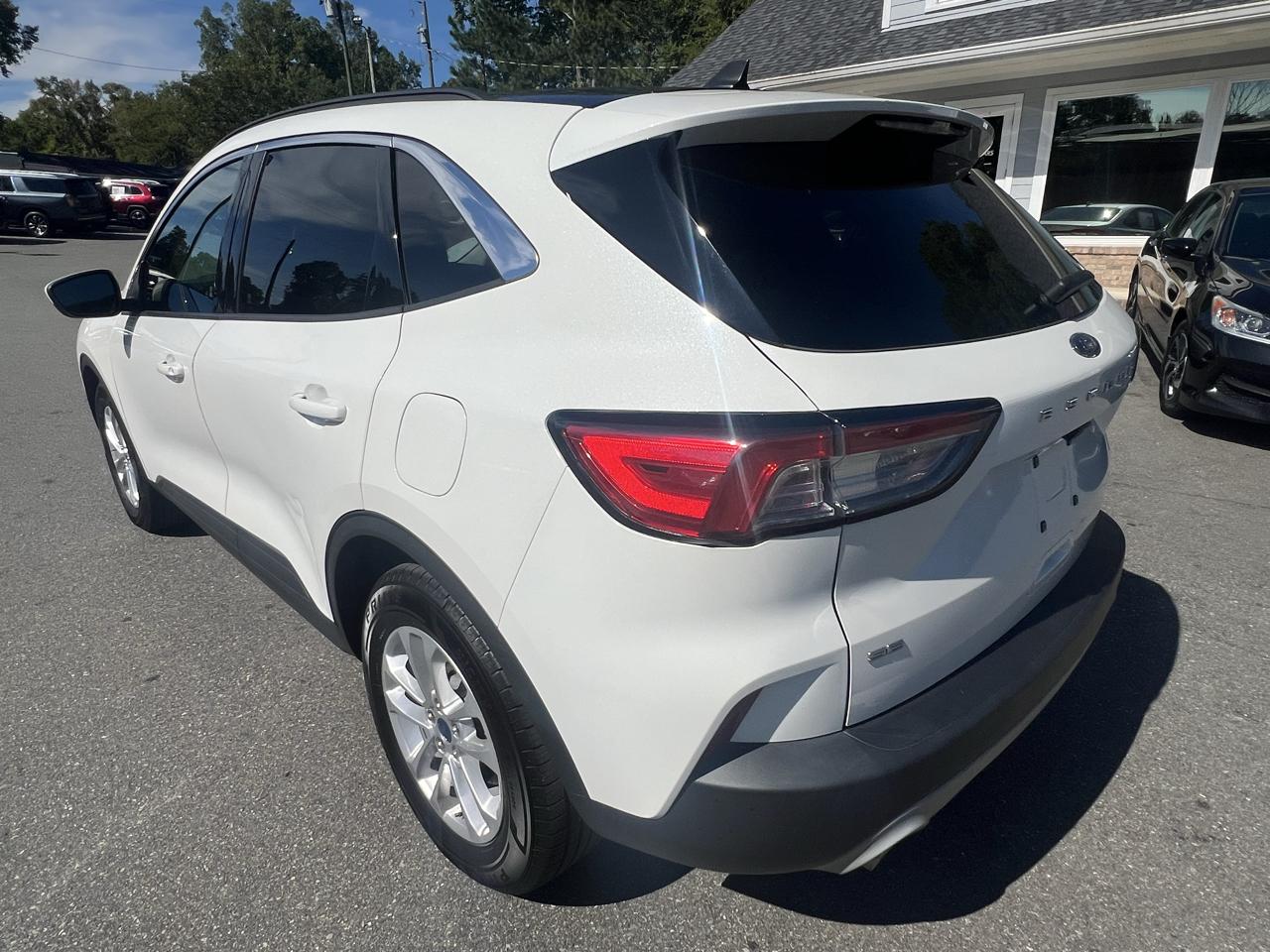 Ford Escape SE FWD 2021