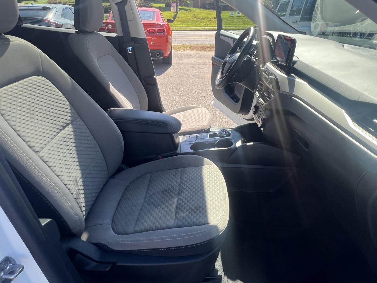 Ford Escape SE FWD 2021