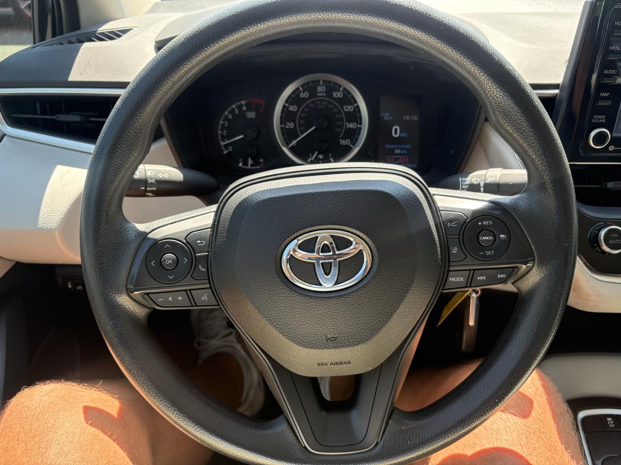 Toyota Corolla LE CVT (Natl) 2022