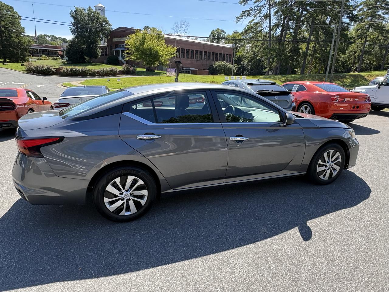 Nissan Altima 2.5 S Sedan 2024
