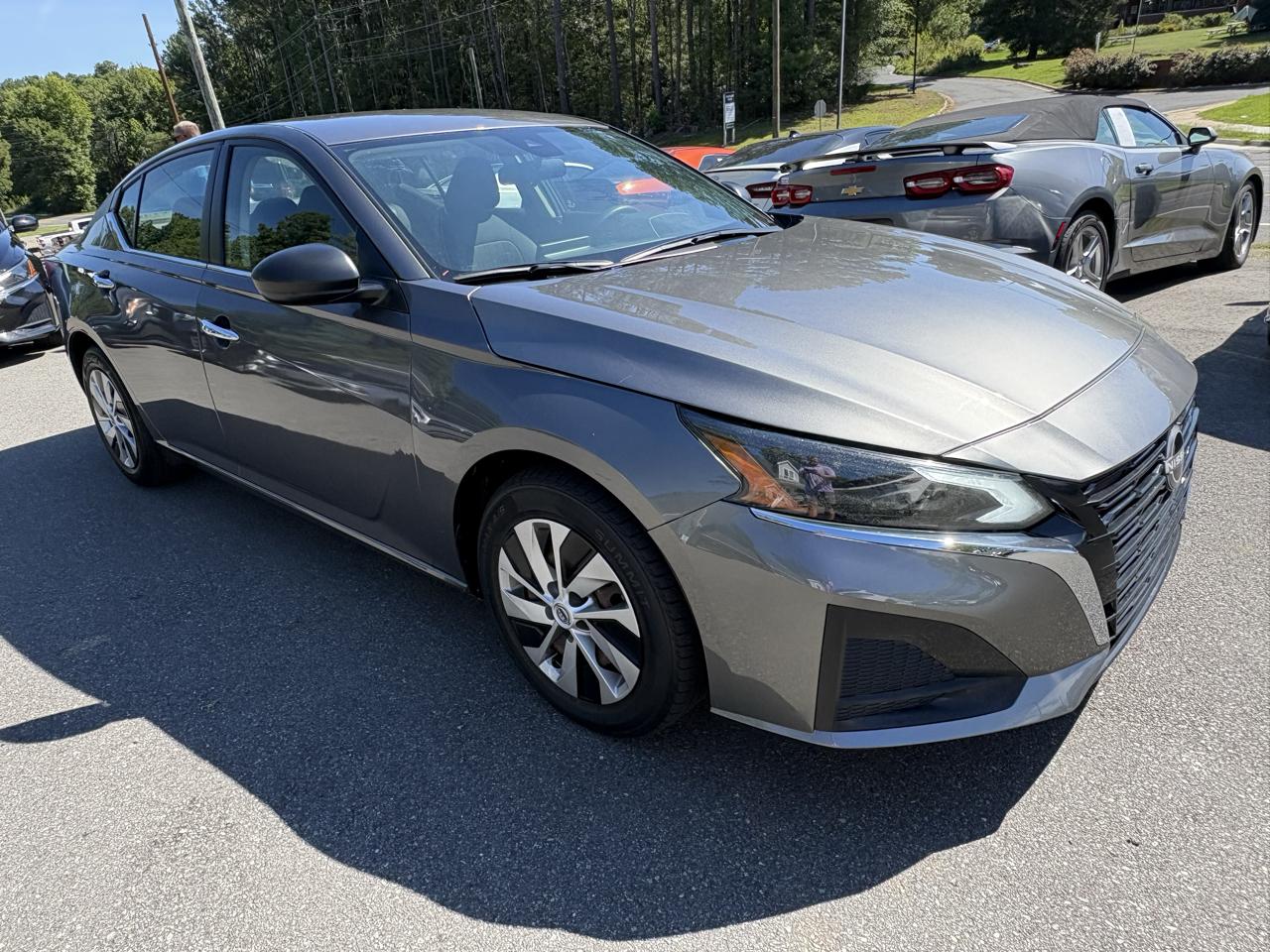 Nissan Altima 2.5 S Sedan 2024