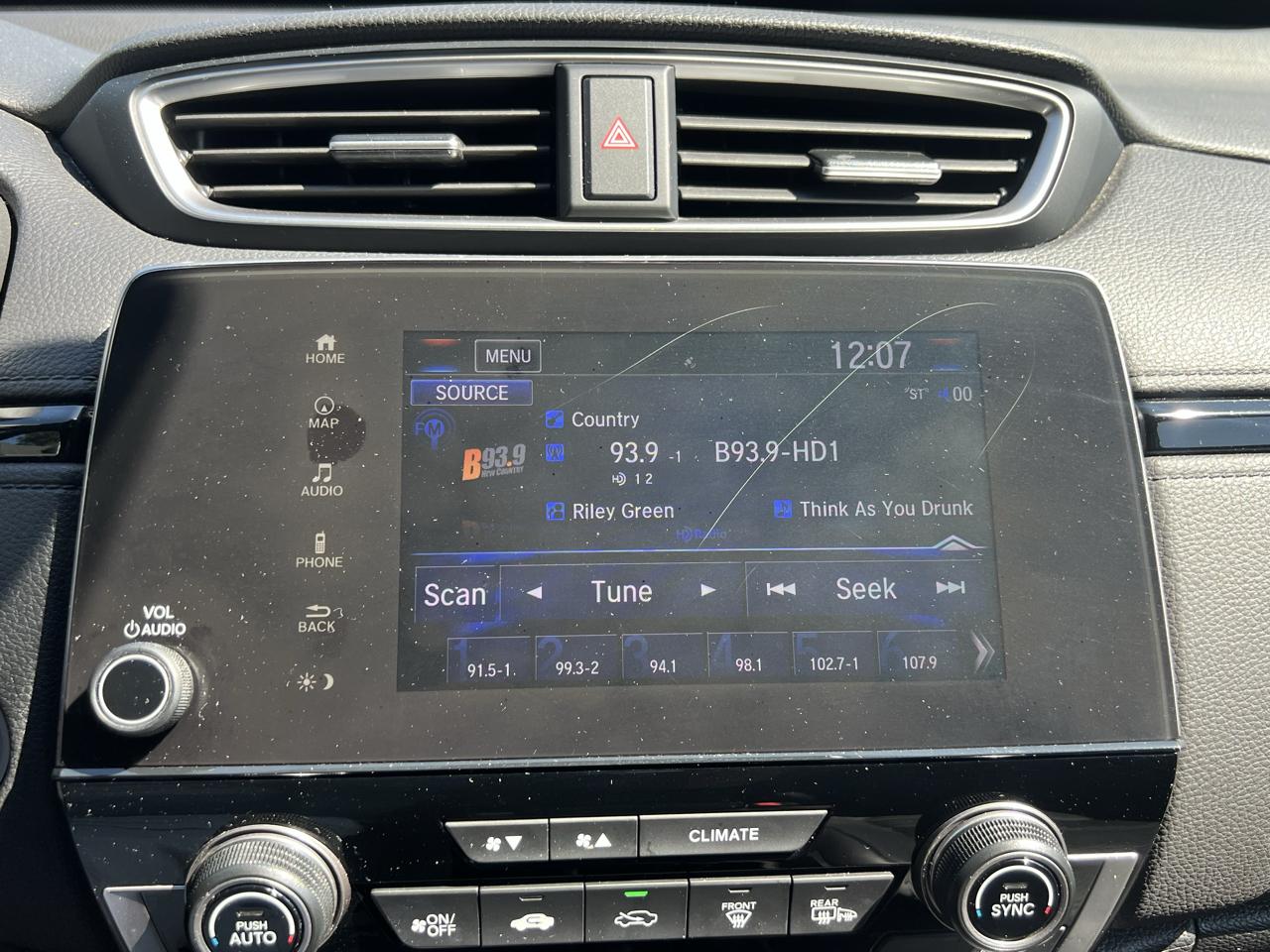 Toyota Camry XLE Auto (Natl) 2019