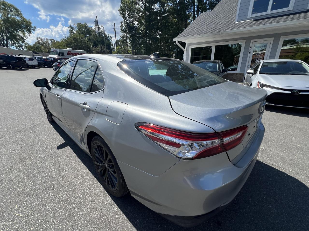 Toyota Camry XLE Auto (Natl) 2019