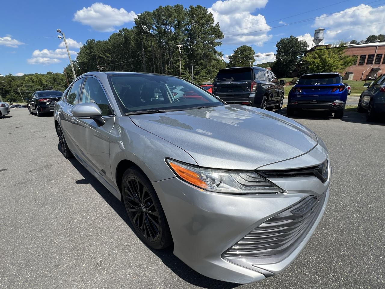 Toyota Camry XLE Auto (Natl) 2019