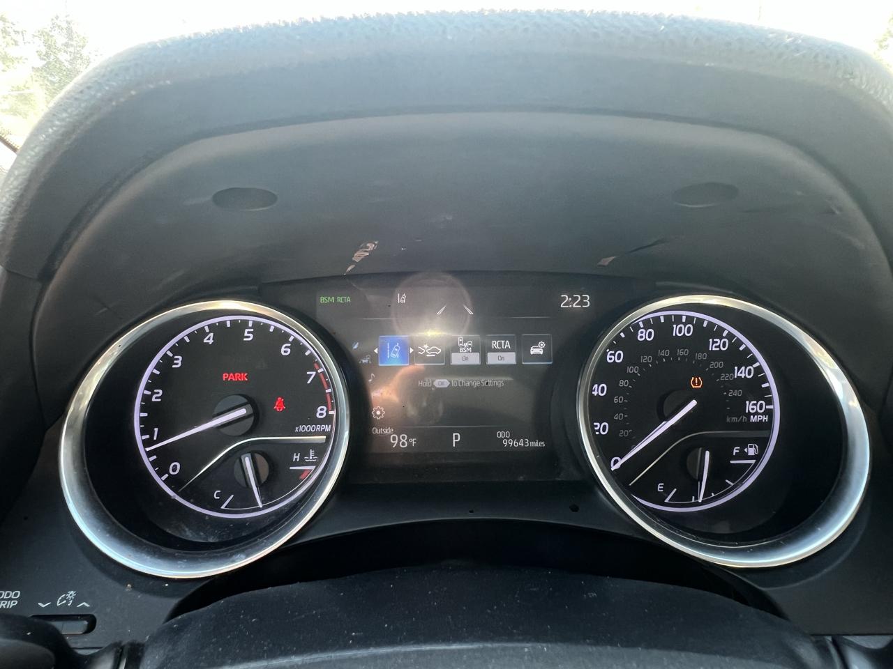Toyota Camry XLE Auto (Natl) 2019