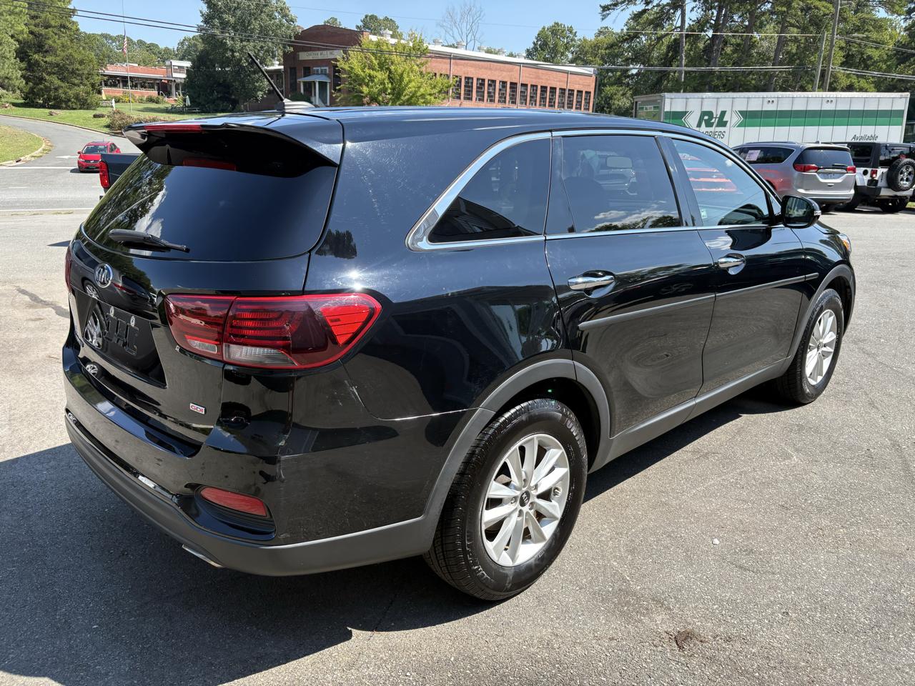 Kia Sorento L FWD 2019
