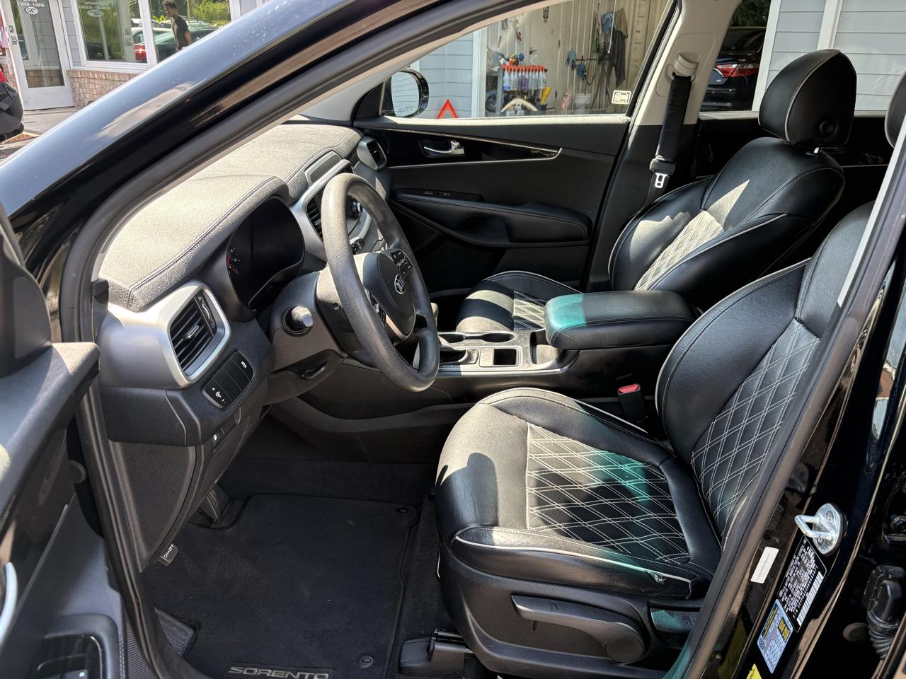 Kia Sorento L FWD 2019