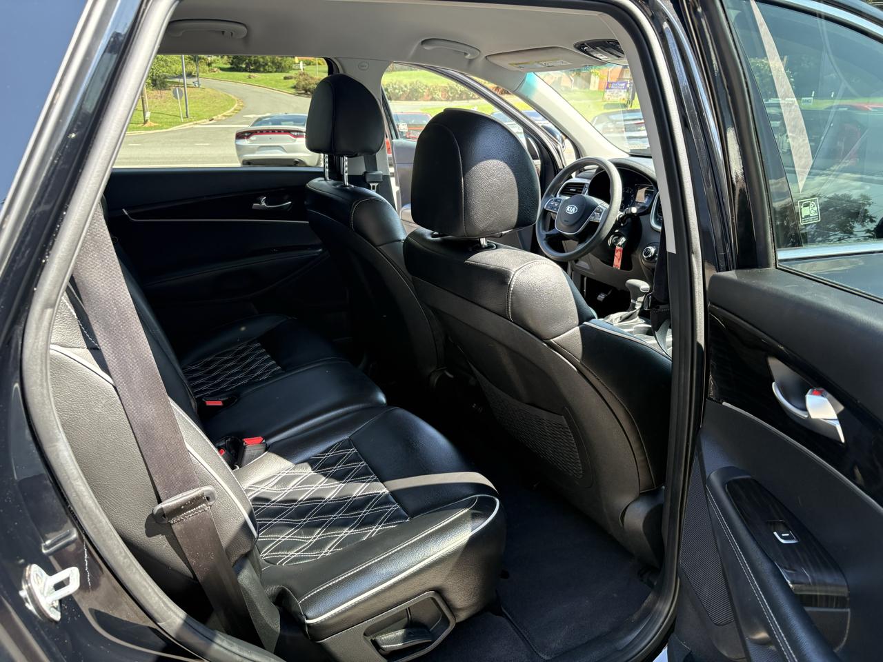 Kia Sorento L FWD 2019
