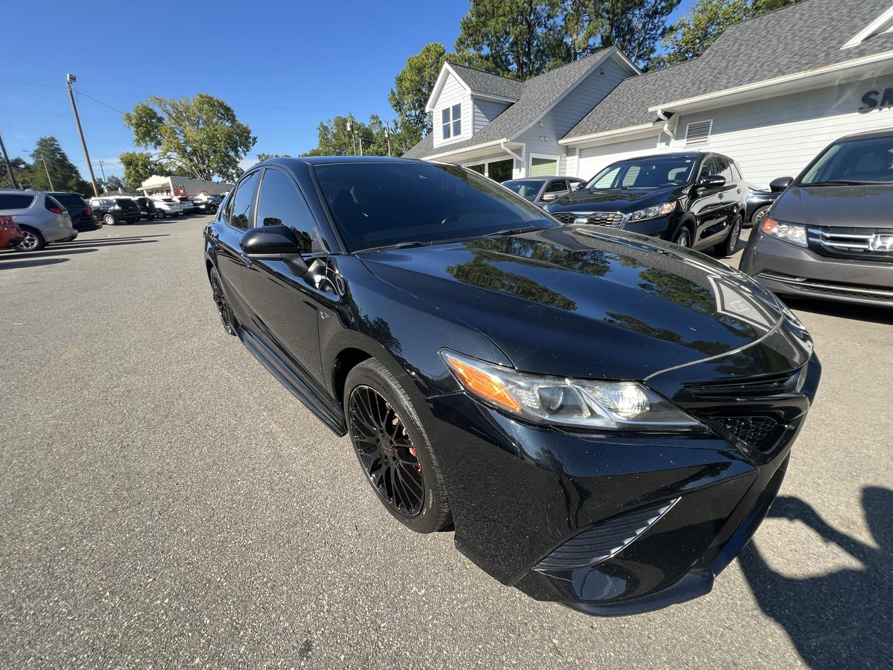 Toyota Camry XLE Auto (Natl) 2019