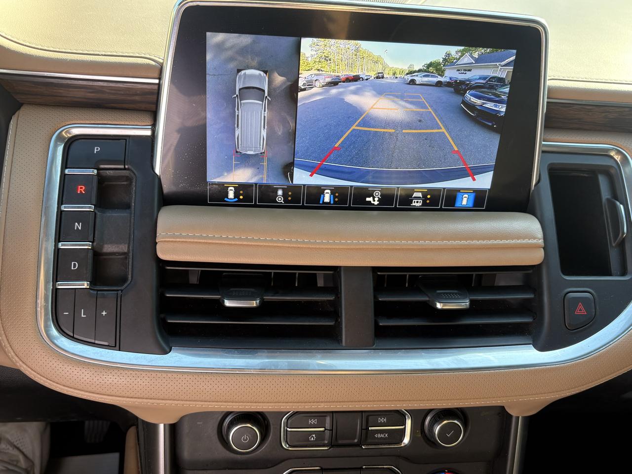Chevrolet Suburban 4WD 4dr Premier 2021