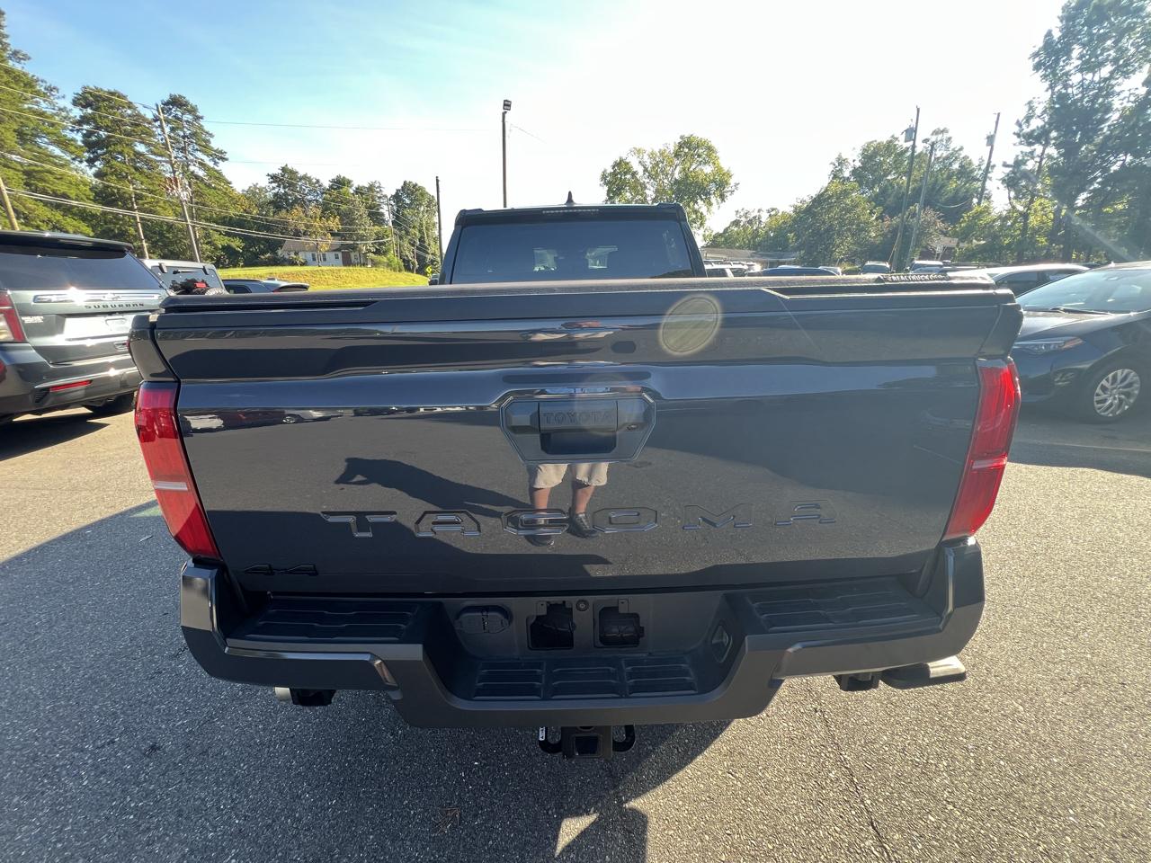 Toyota Tacoma 4WD TRD Off Road Double Cab 5' Bed AT (Natl) 2024