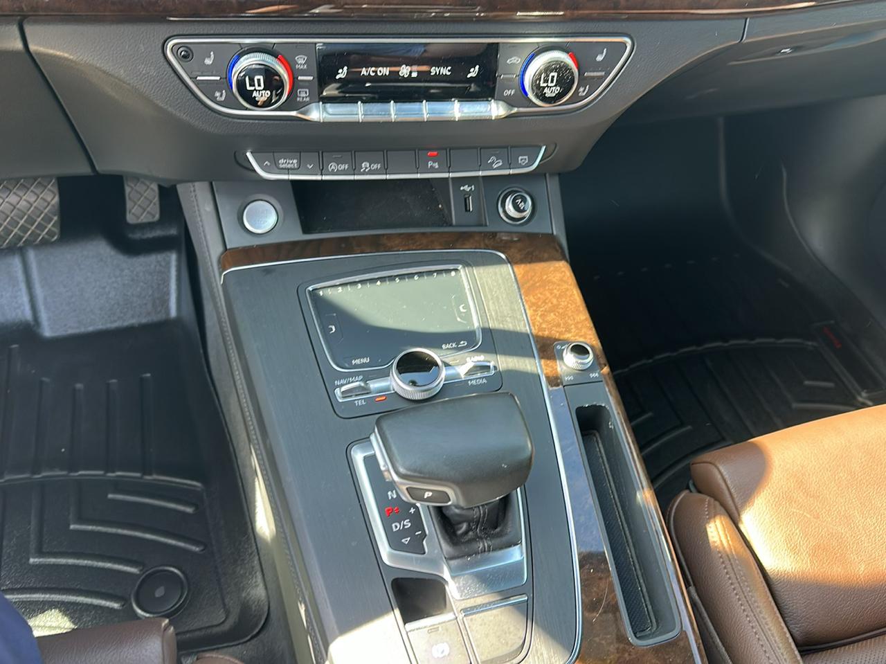Audi Q5 Premium Plus 45 TFSI quattro 2020