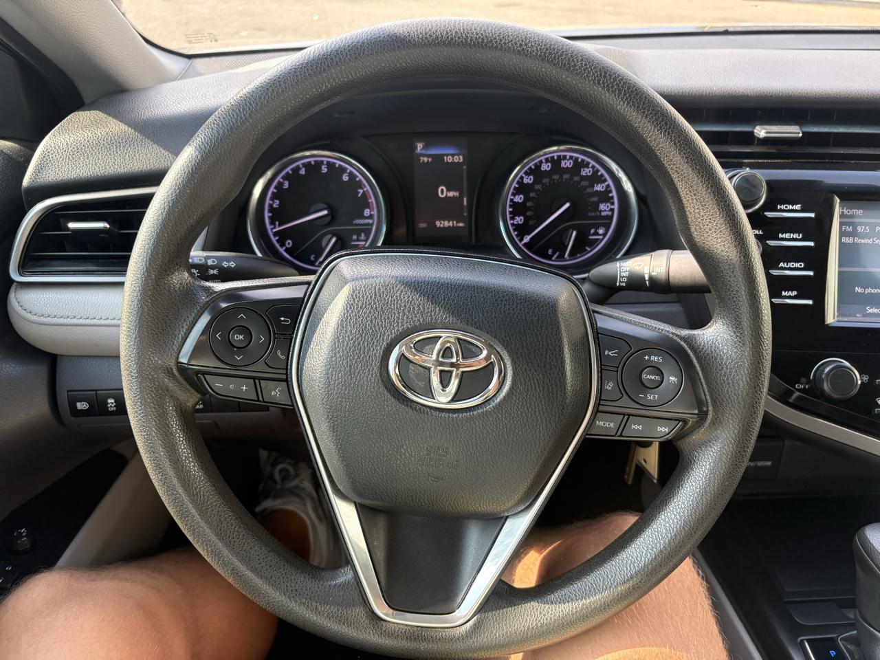 Toyota Camry LE Auto (Natl) 2019