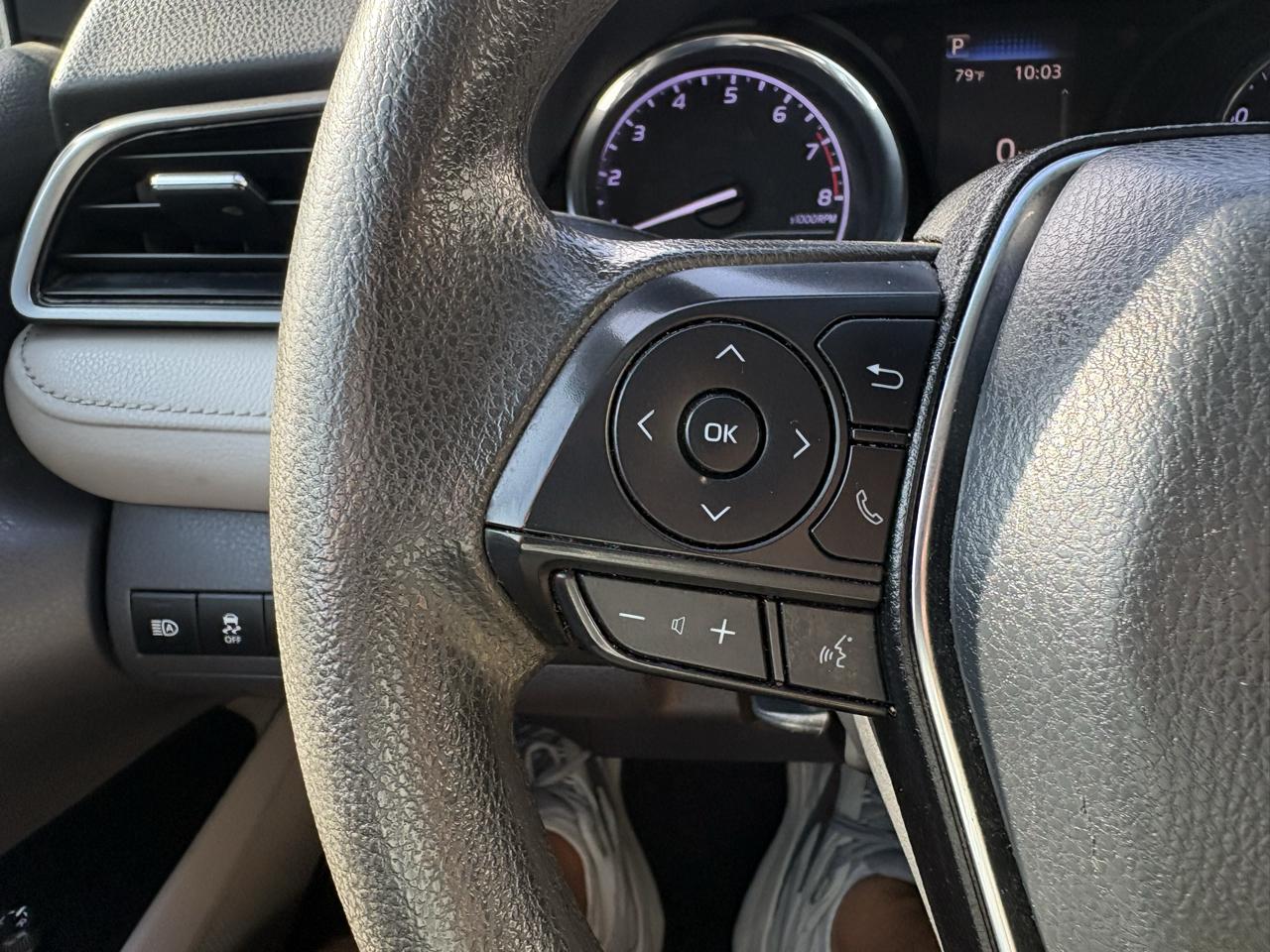 Toyota Camry LE Auto (Natl) 2019
