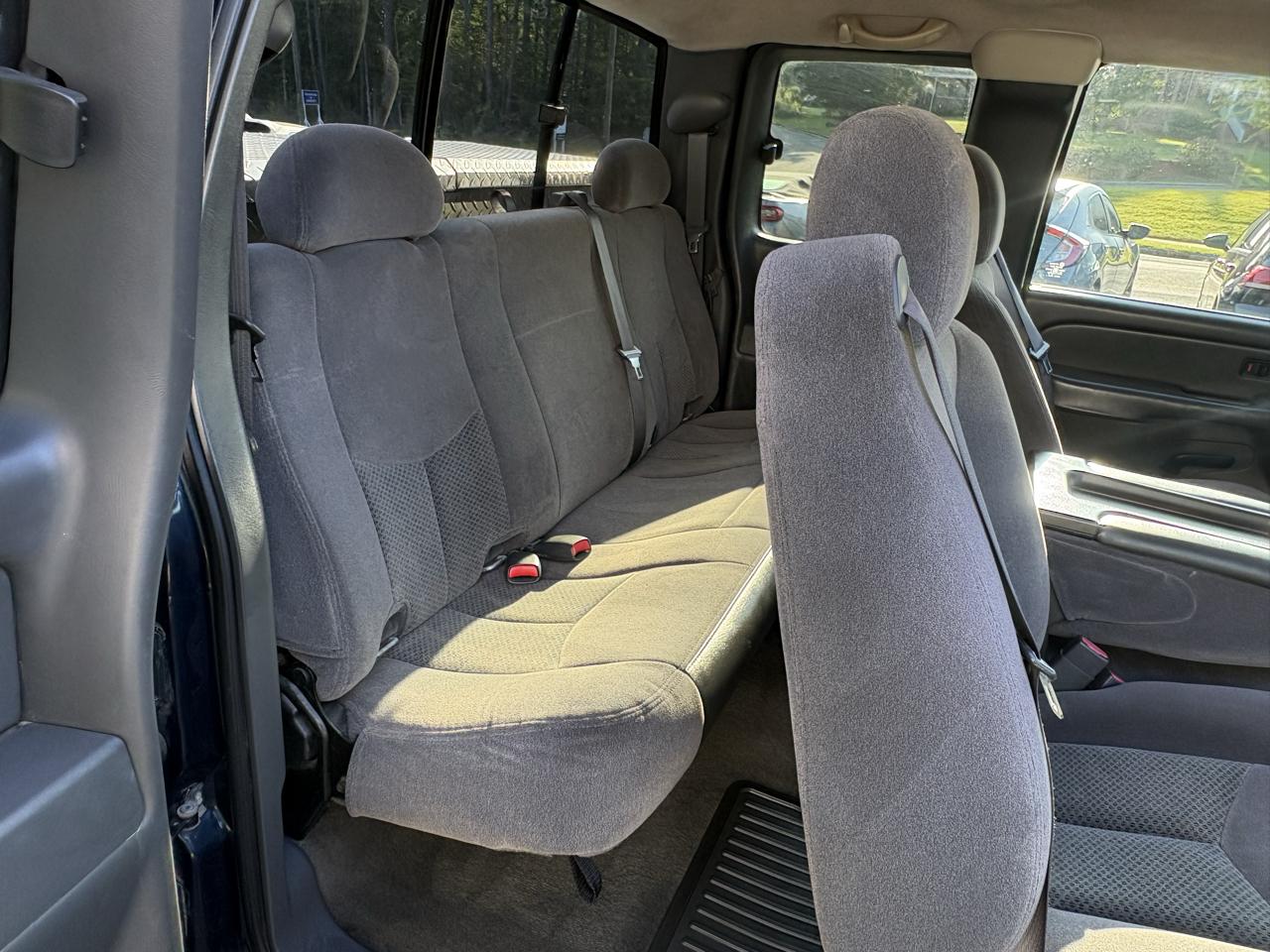 Chevrolet Silverado 1500 Ext Cab 143.5" WB 4WD LT1 2006