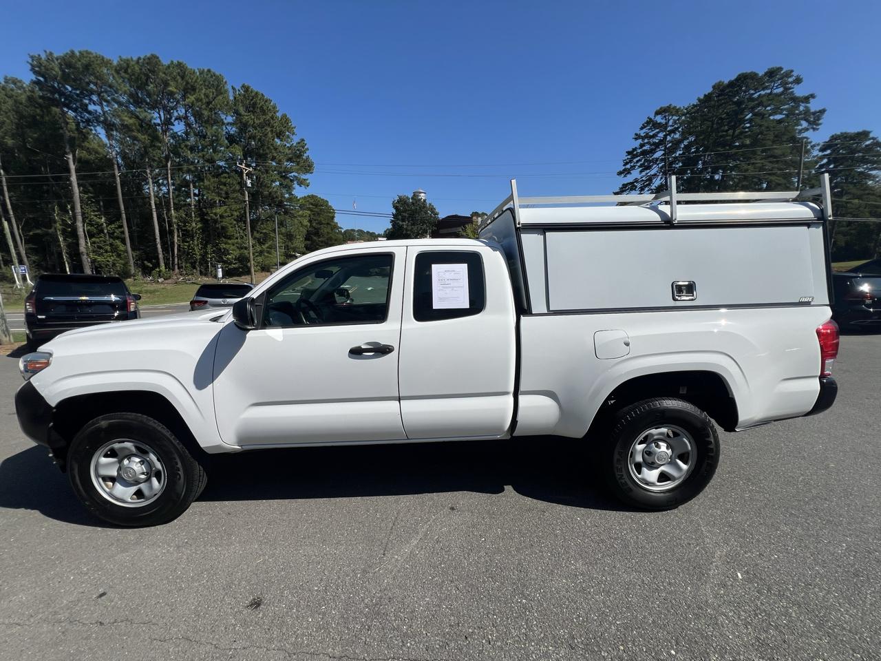Toyota Tacoma 2WD Access Cab I4 AT SR5 (Natl) 2016