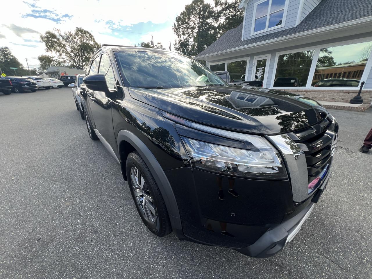 Nissan Pathfinder SL 4WD 2023