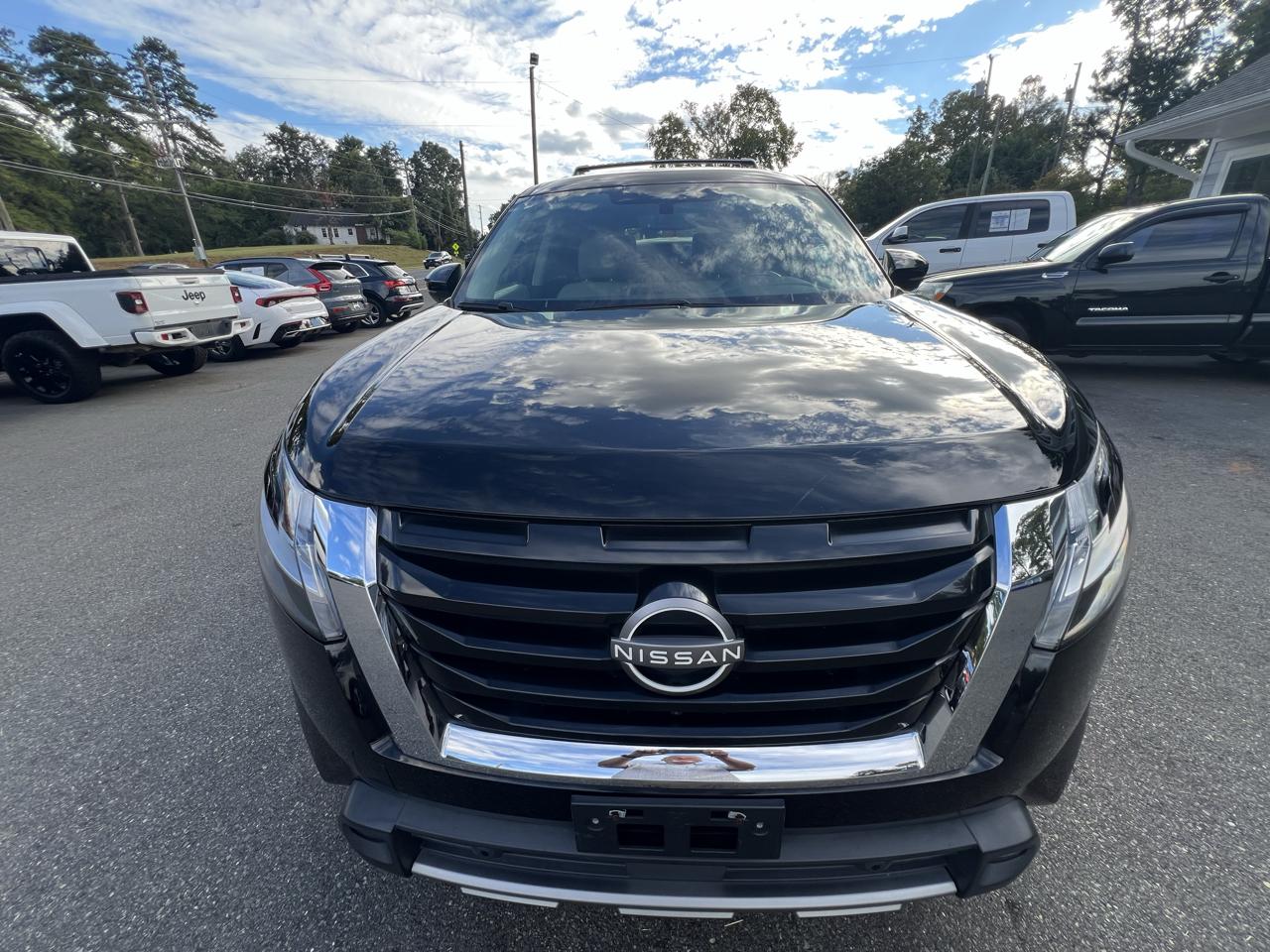 Nissan Pathfinder SL 4WD 2023