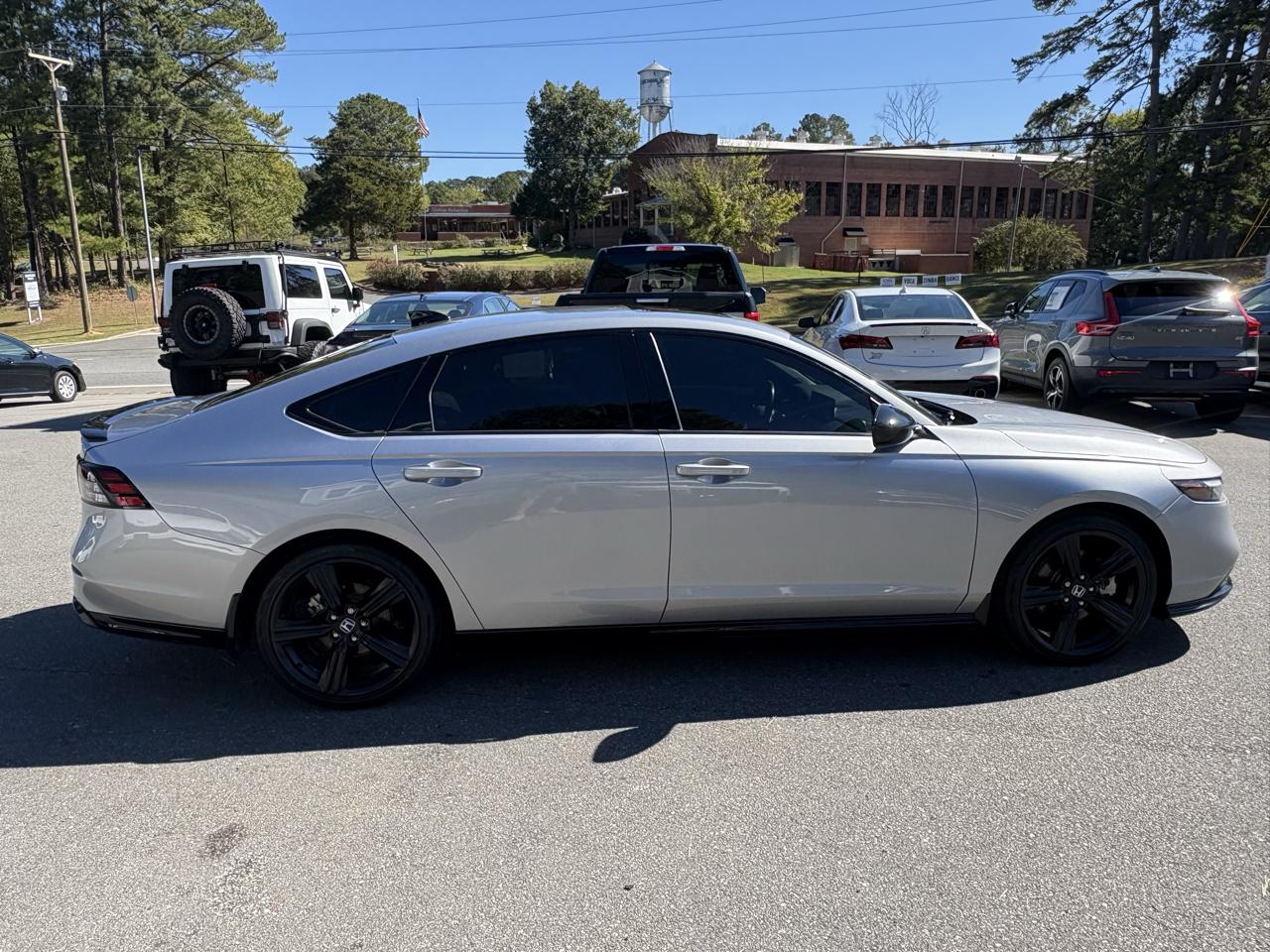 Honda Accord Hybrid Sport-L Sedan 2023