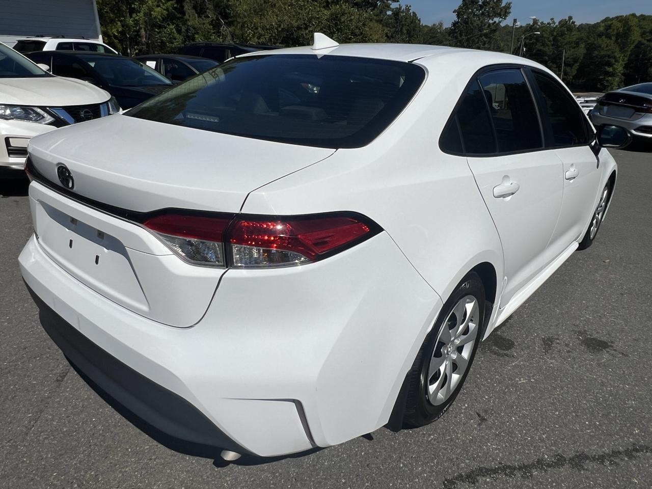 Toyota Corolla LE CVT (Natl) 2024
