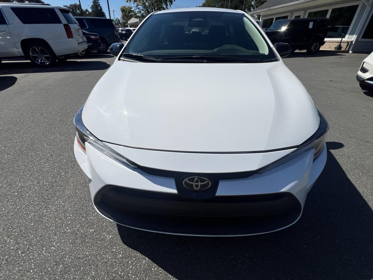 Toyota Corolla LE CVT (Natl) 2024