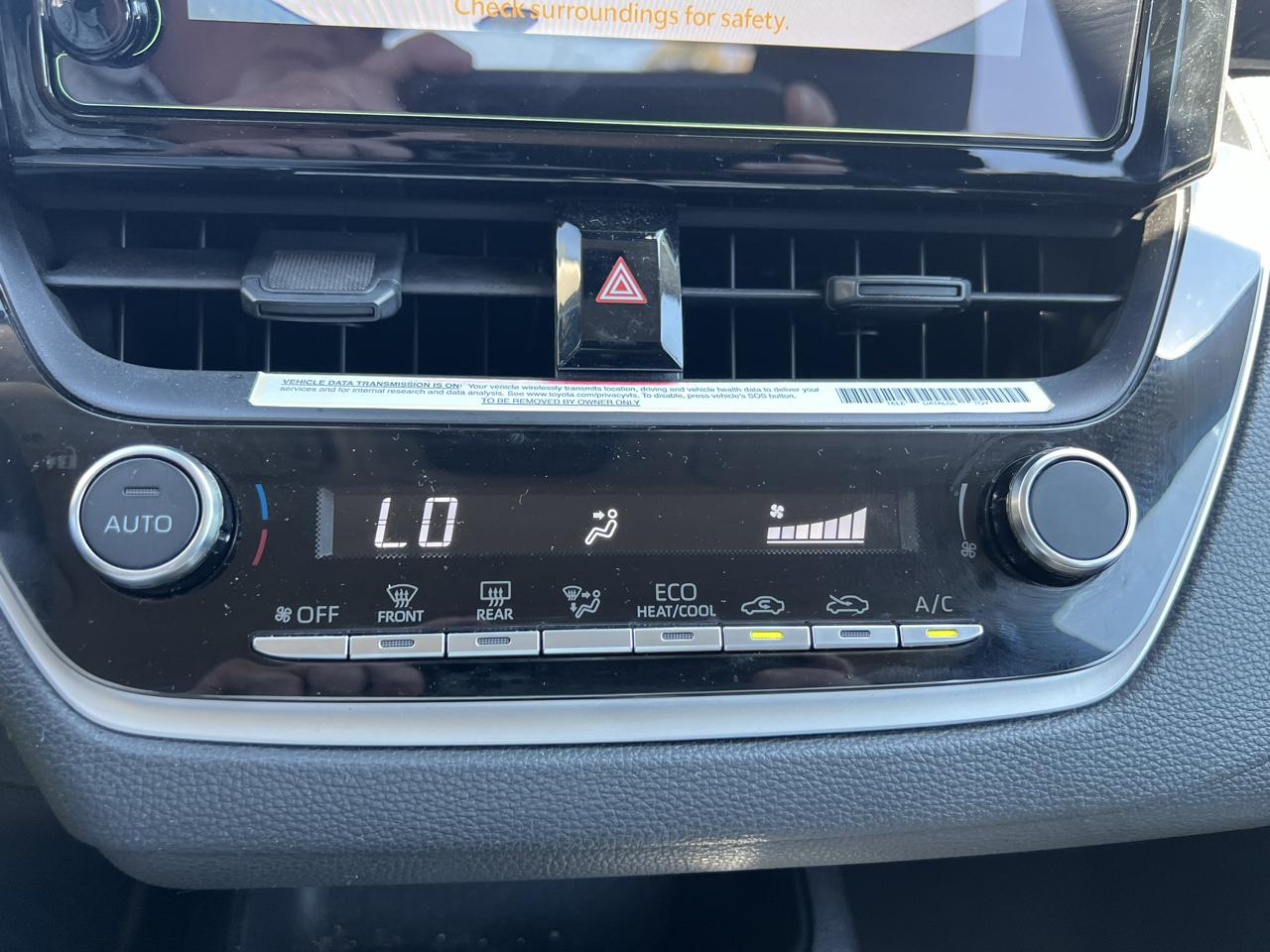 Toyota Corolla LE CVT (Natl) 2024