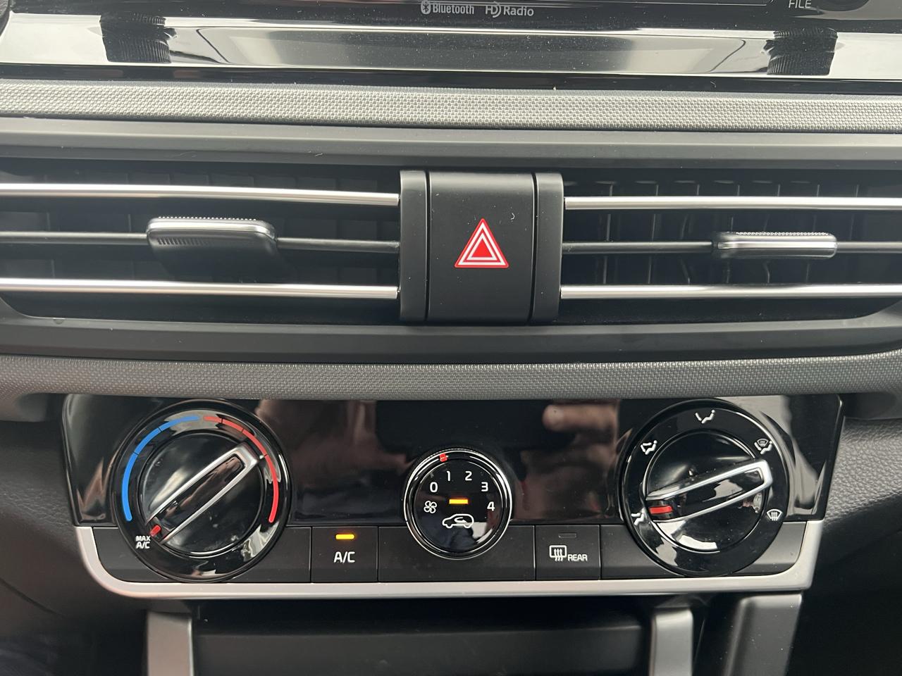 Kia Seltos LX IVT AWD 2023