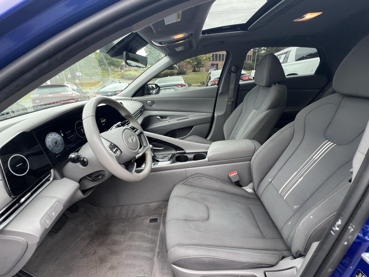 Hyundai Elantra SEL IVT 2024