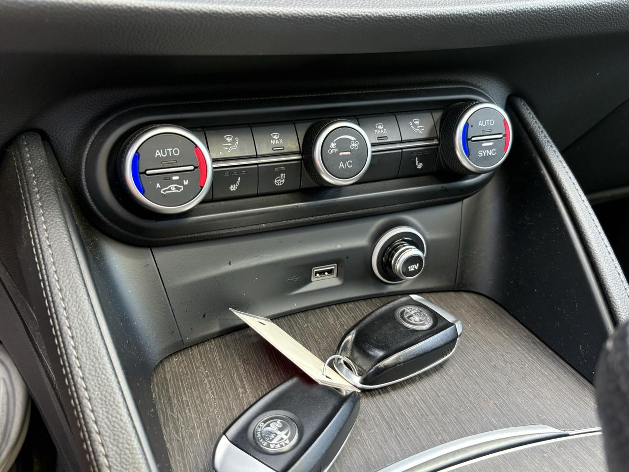 Alfa Romeo Stelvio Ti AWD 2023