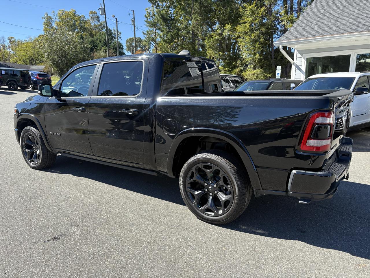 RAM 1500 Limited 4x4 Crew Cab 5'7" Box 2022