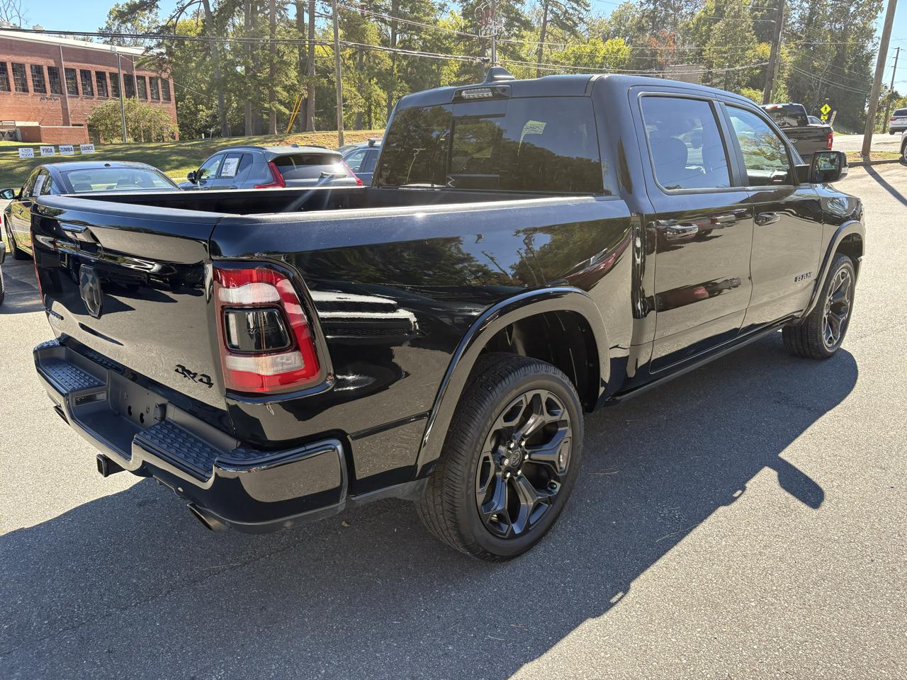 RAM 1500 Limited 4x4 Crew Cab 5'7" Box 2022