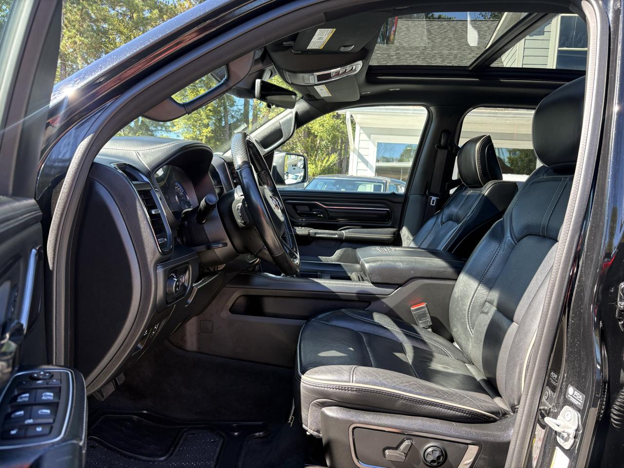 RAM 1500 Limited 4x4 Crew Cab 5'7" Box 2022