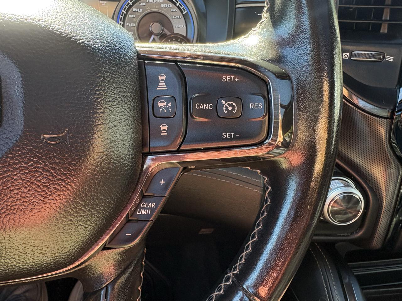 RAM 1500 Limited 4x4 Crew Cab 5'7" Box 2022