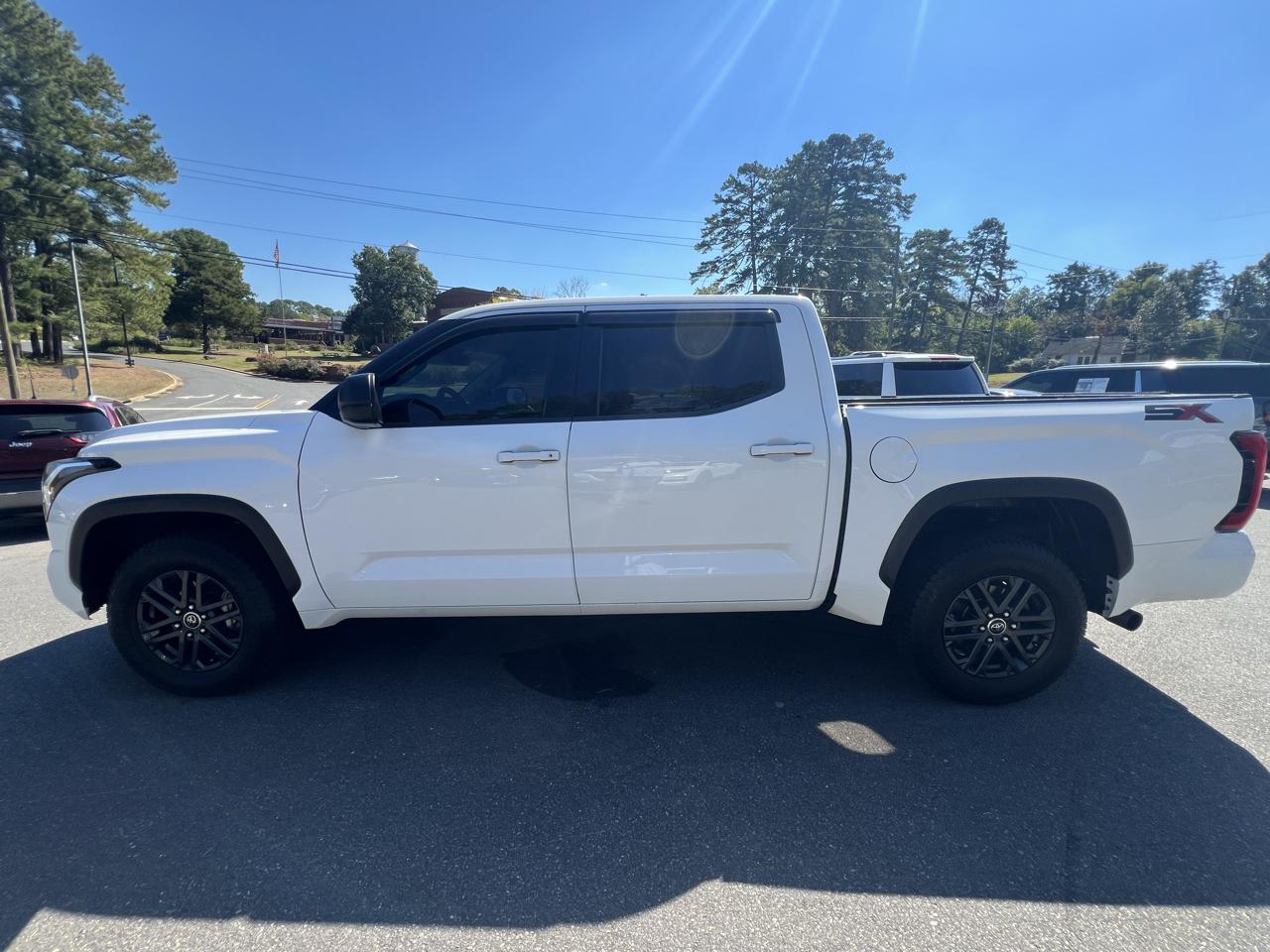 Toyota Tundra 2WD SR5 CrewMax 5.5' Bed (Natl) 2023