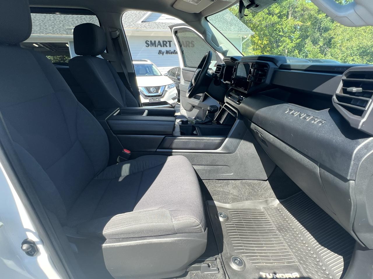 Toyota Tundra 2WD SR5 CrewMax 5.5' Bed (Natl) 2023