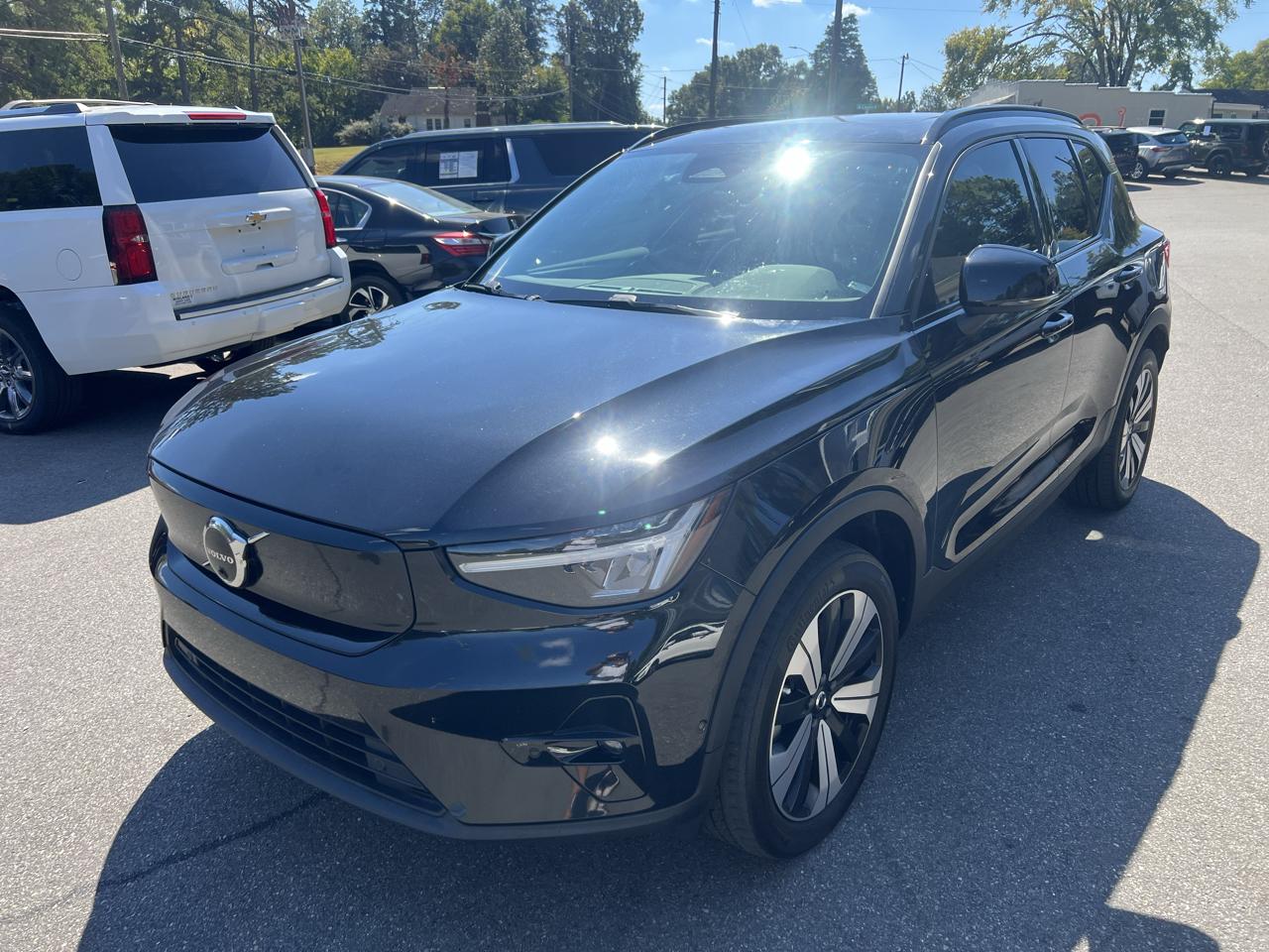 Volvo XC40 Recharge Pure Electric Twin eAWD Plus 2023