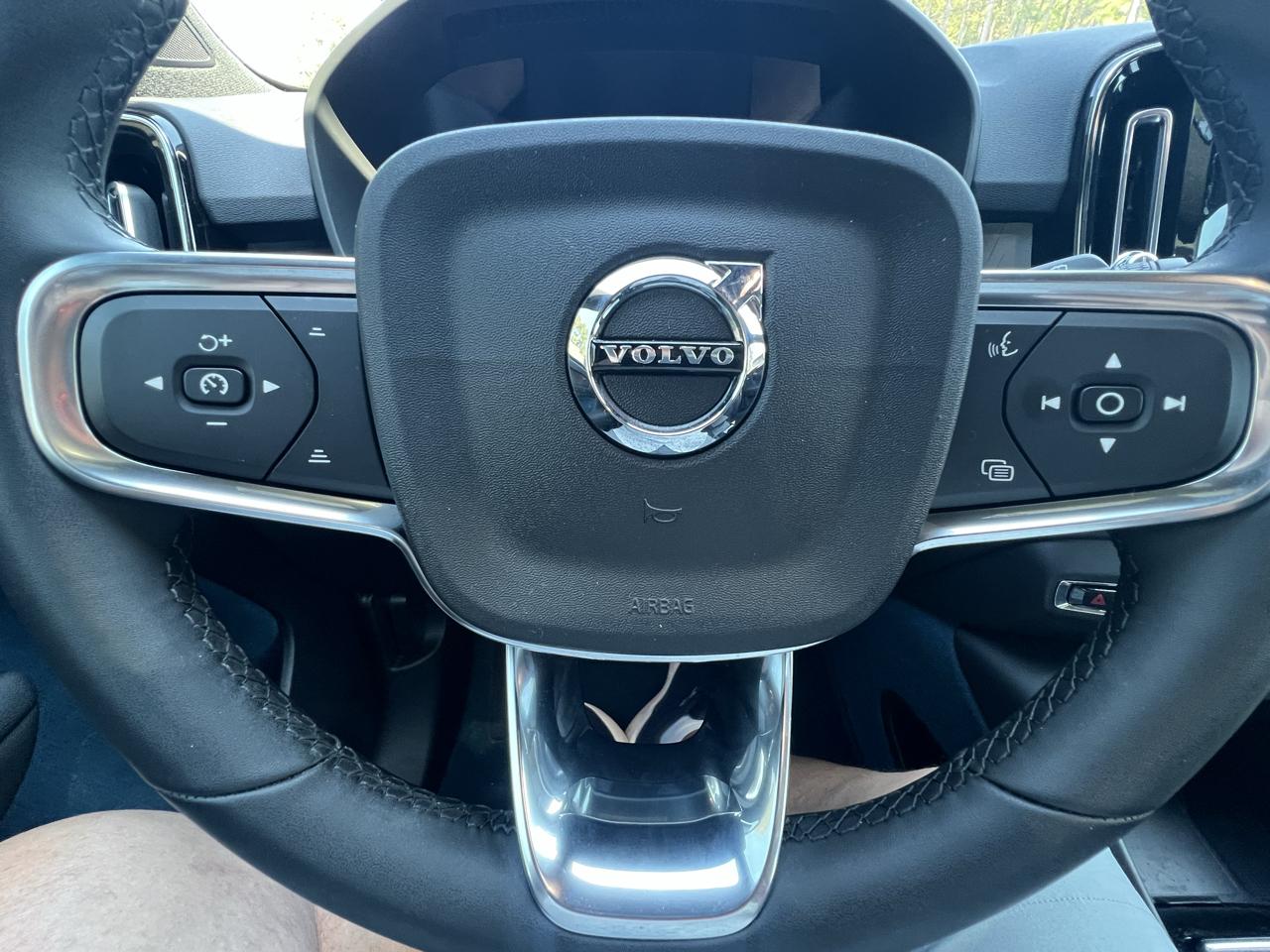 Volvo XC40 Recharge Pure Electric Twin eAWD Plus 2023