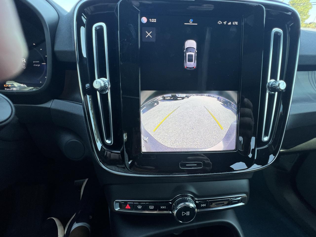 Volvo XC40 Recharge Pure Electric Twin eAWD Plus 2023