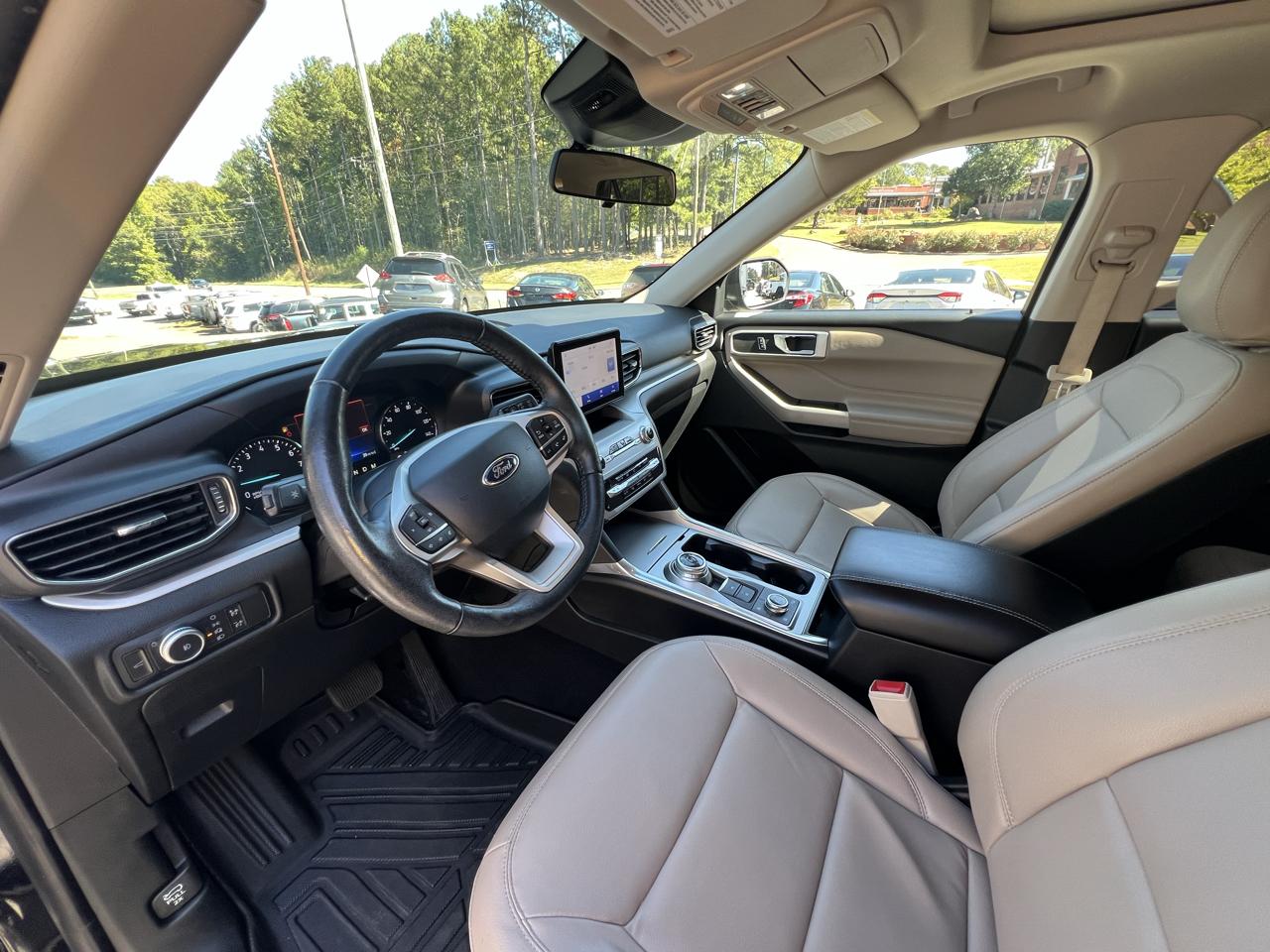 Ford Explorer XLT 4WD 2020