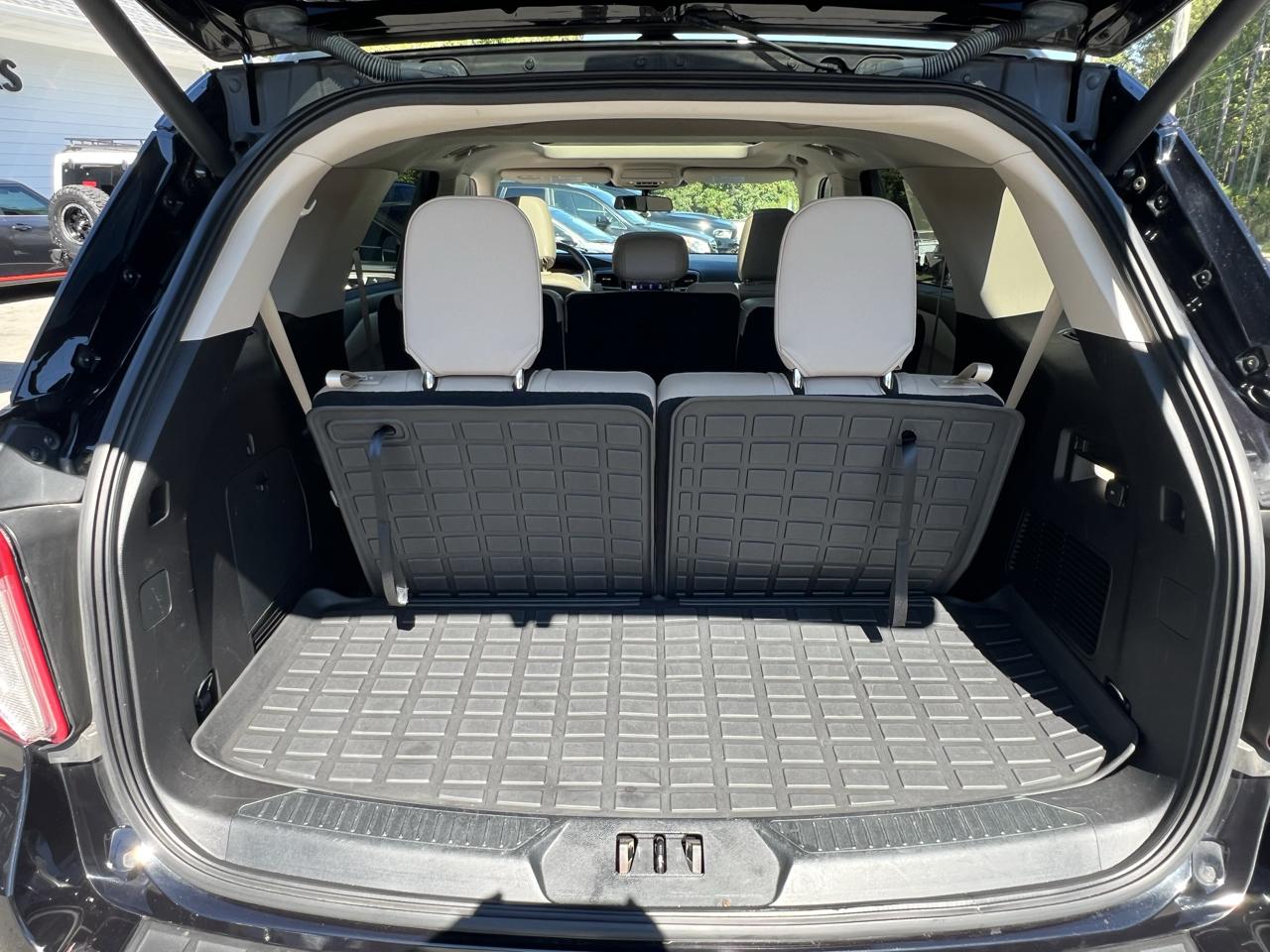 Ford Explorer XLT 4WD 2020