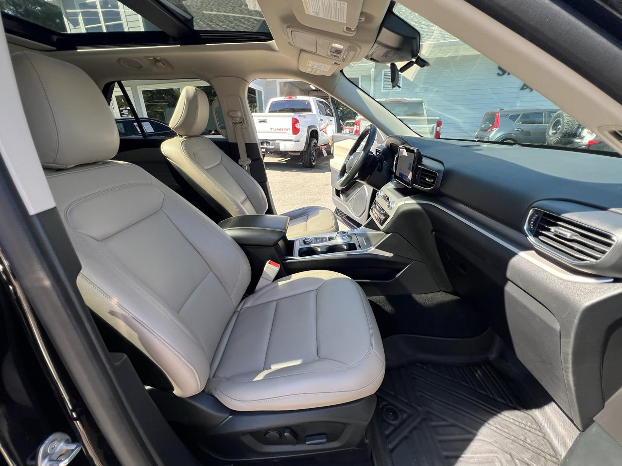 Ford Explorer XLT 4WD 2020