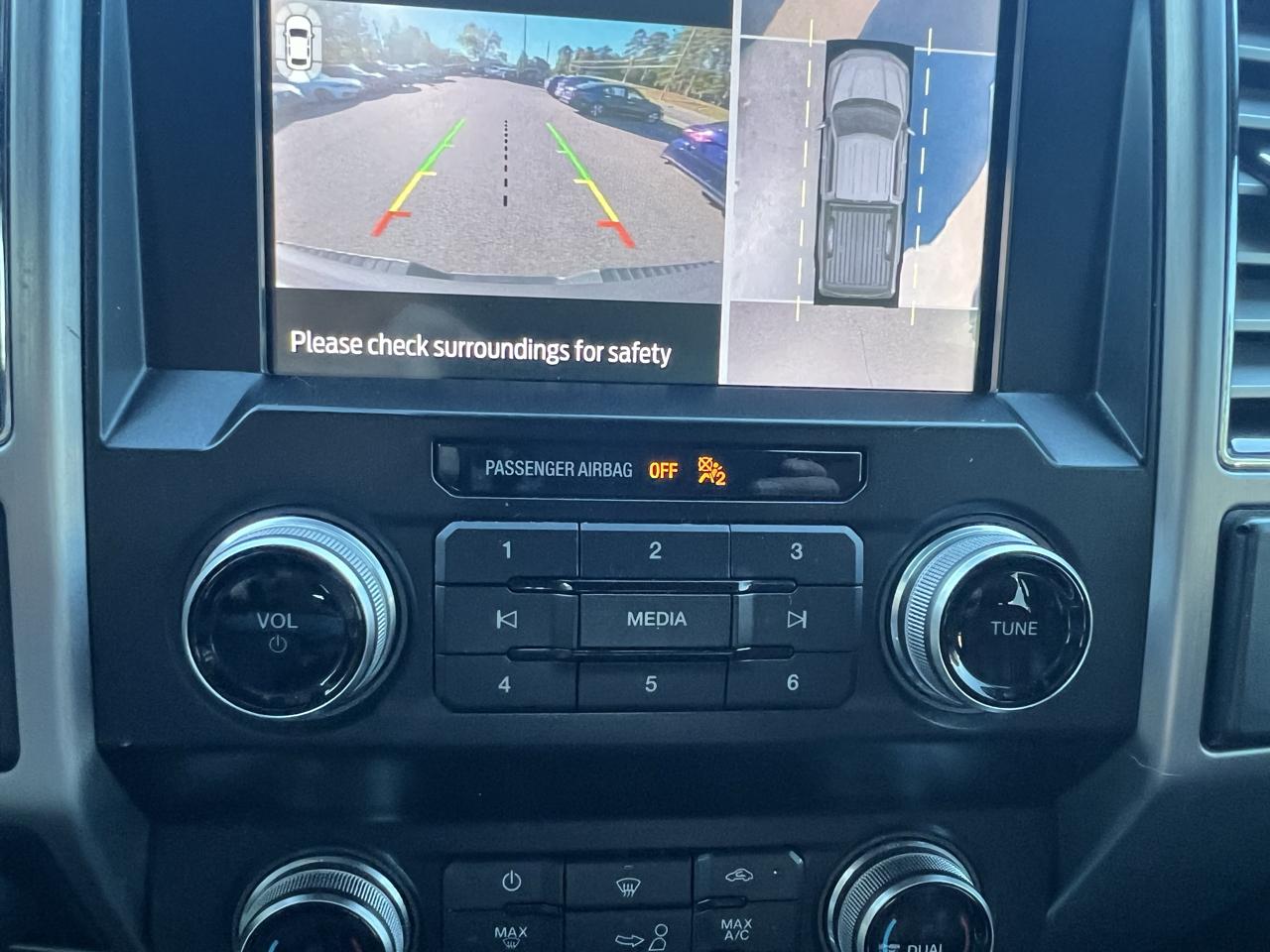 Ford F-150 Platinum 4WD SuperCrew 5.5' Box 2020