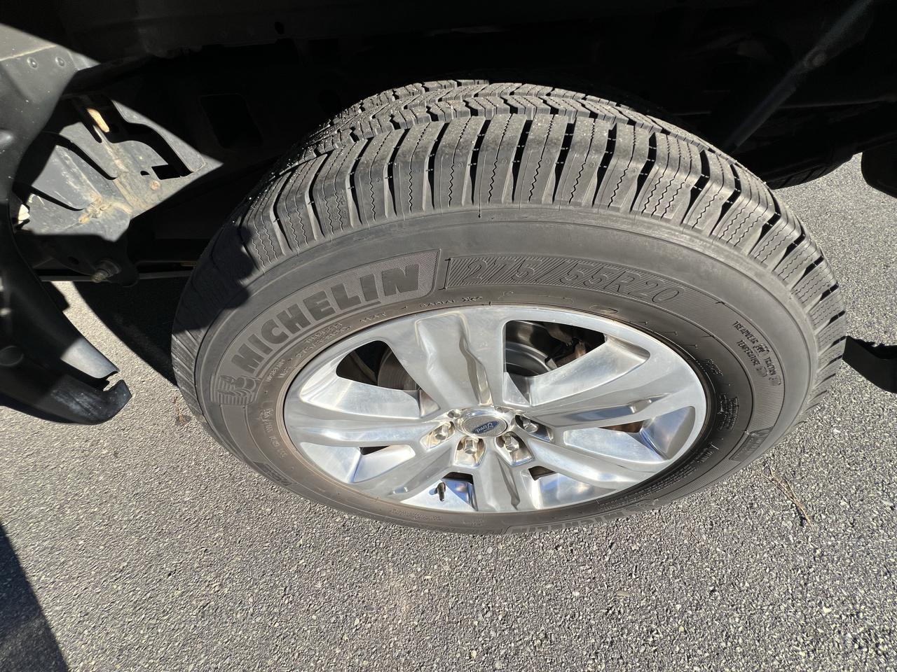Ford F-150 Platinum 4WD SuperCrew 5.5' Box 2020