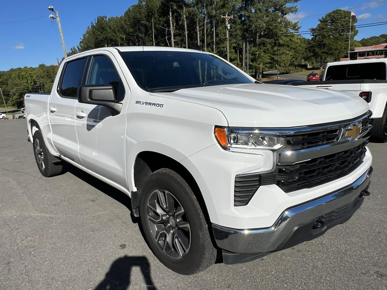 Chevrolet Silverado 1500 4WD Crew Cab 147" LT w/2FL 2024