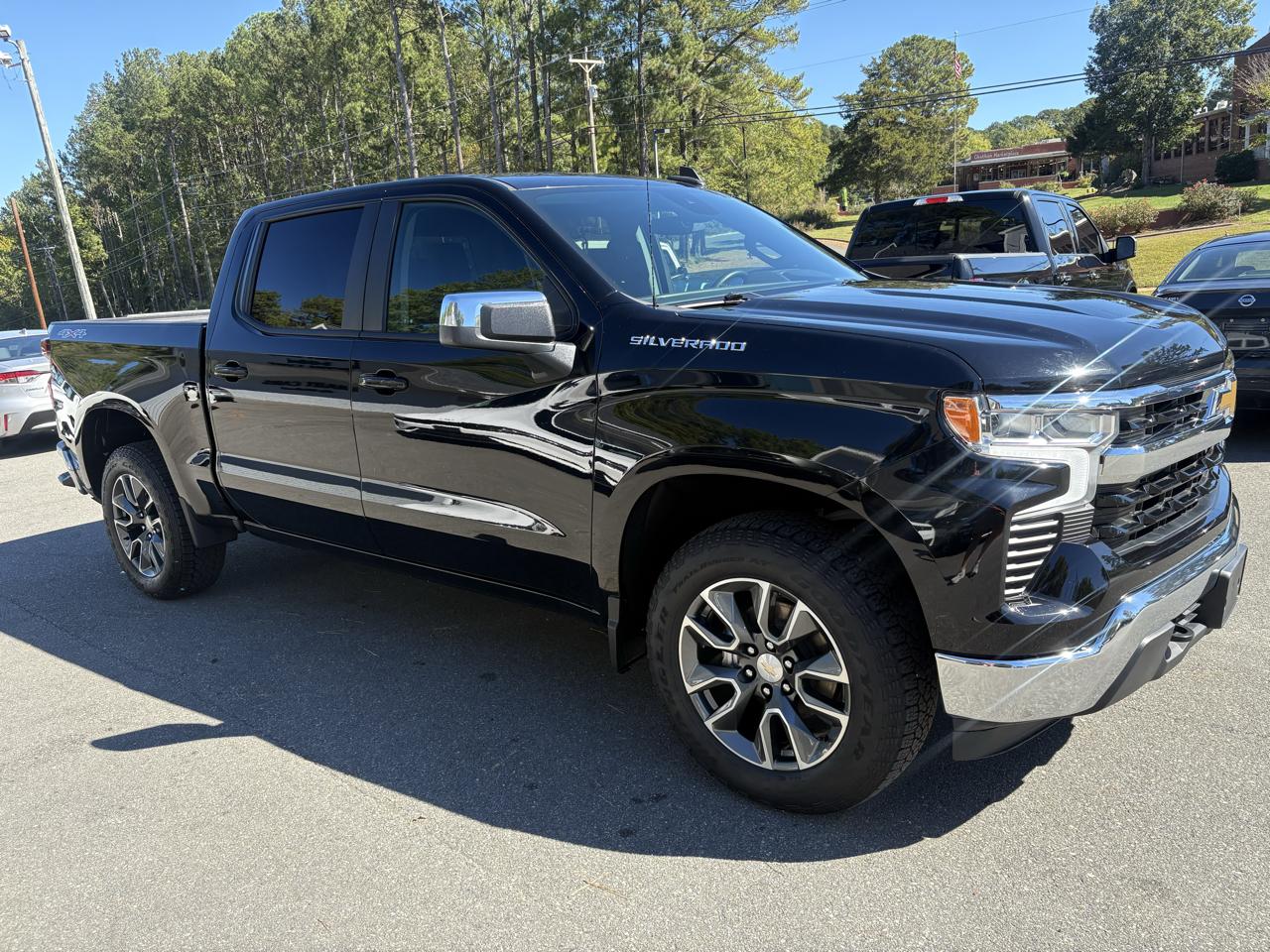 Chevrolet Silverado 1500 4WD Crew Cab 147" LT w/2FL 2023