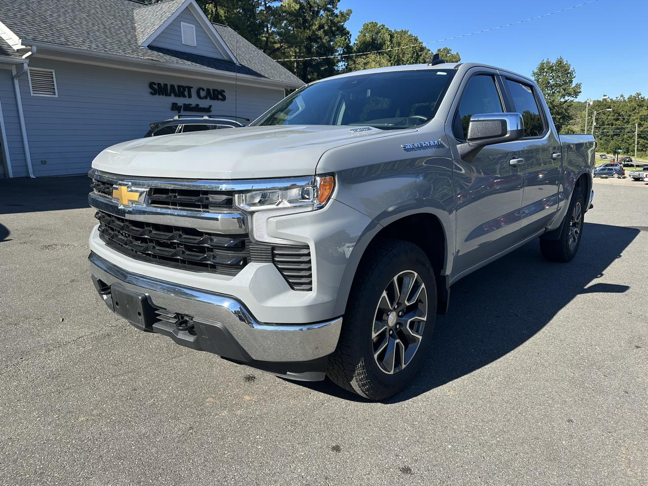 Chevrolet Silverado 1500 4WD Crew Cab 147" LT w/2FL 2024