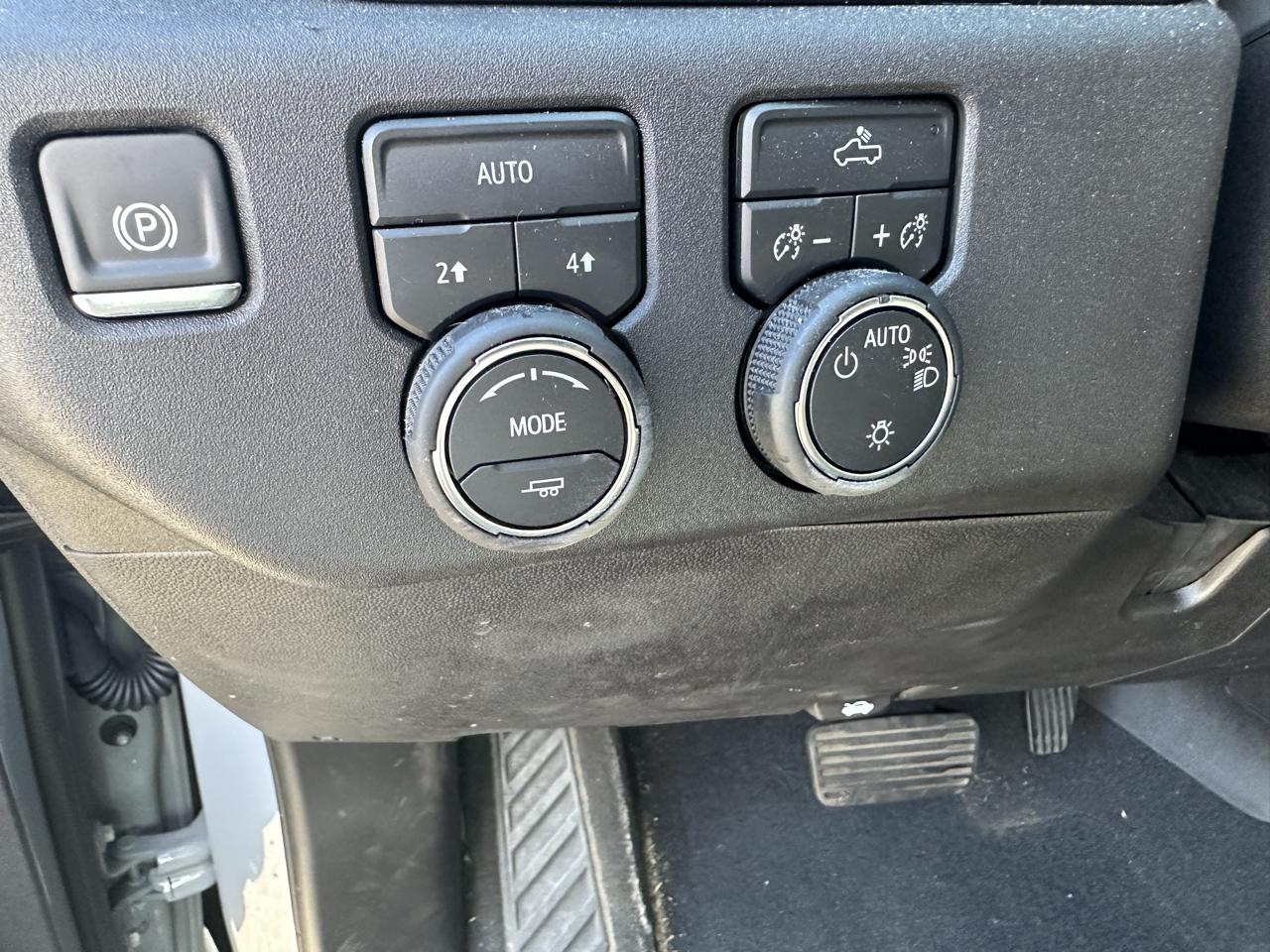 Chevrolet Silverado 1500 4WD Crew Cab 147" LT w/2FL 2024