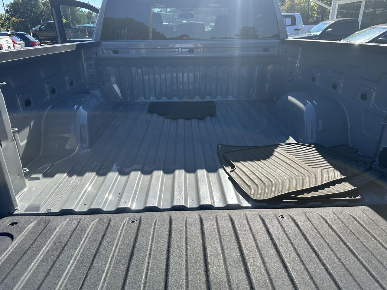 Chevrolet Silverado 1500 4WD Crew Cab 147" LT w/2FL 2024